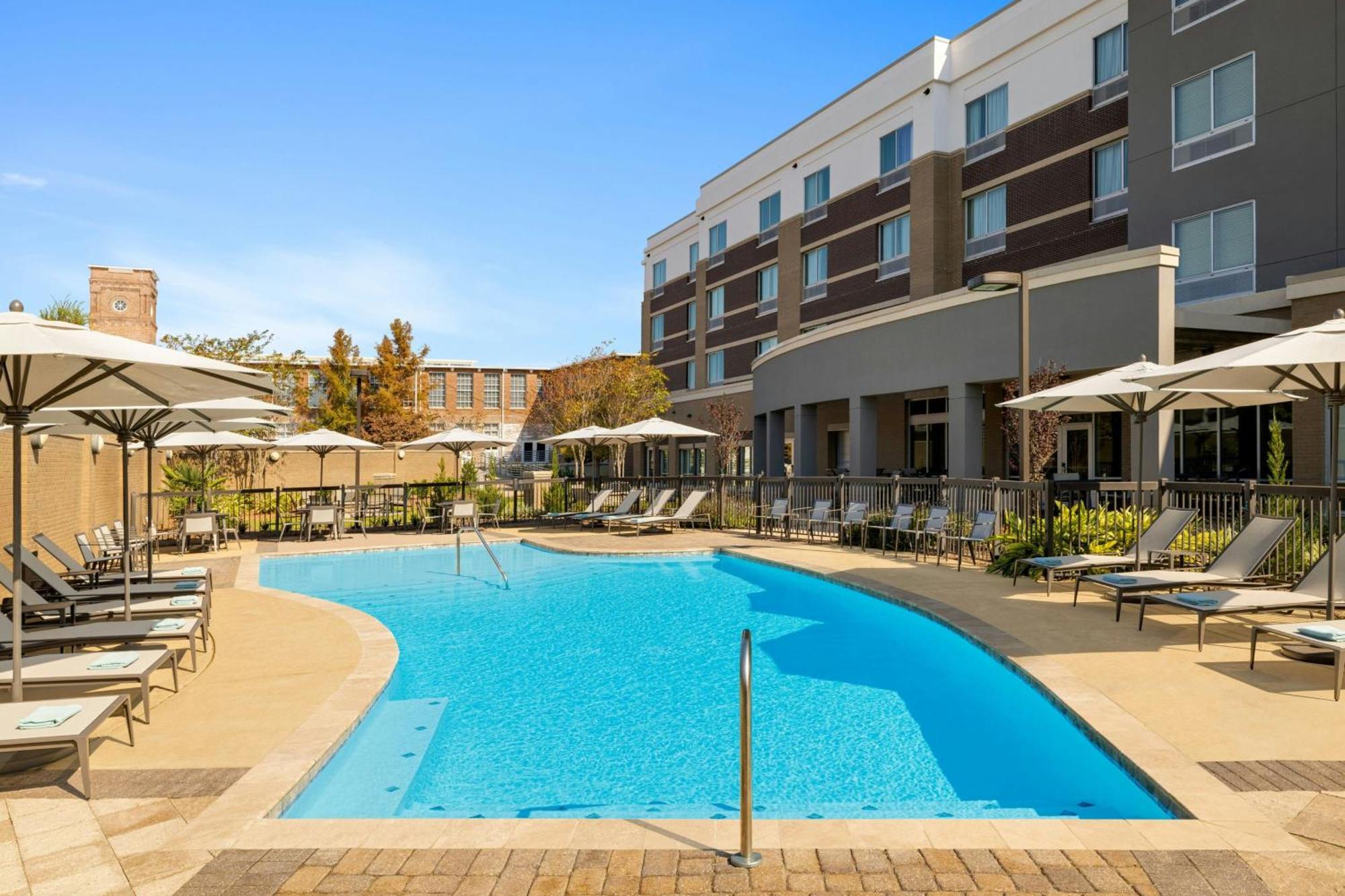 Courtyard By Marriott Starkville Msu At The Mill Conference Center Exterior photo